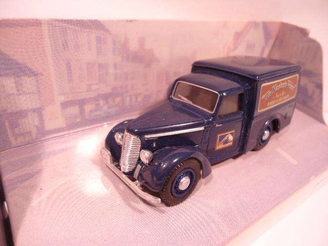 Matchbox Dinky - 1948 Commer 8 CWT Van - His Masters Voice- # DY 8B