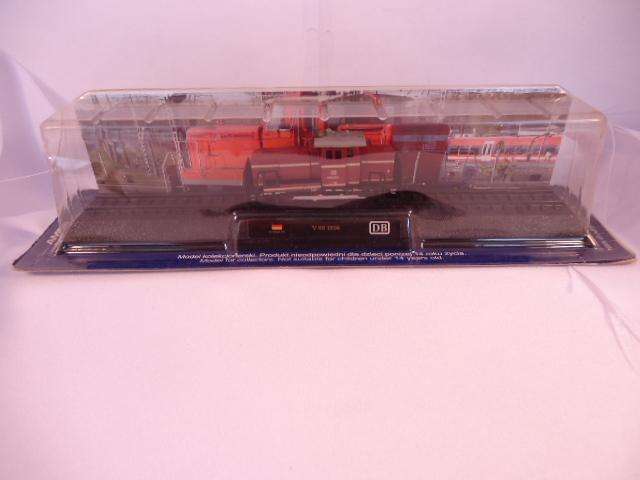AmerCom Collections - DB Class V60 - 1956 Locomotive On Track - Issue 22