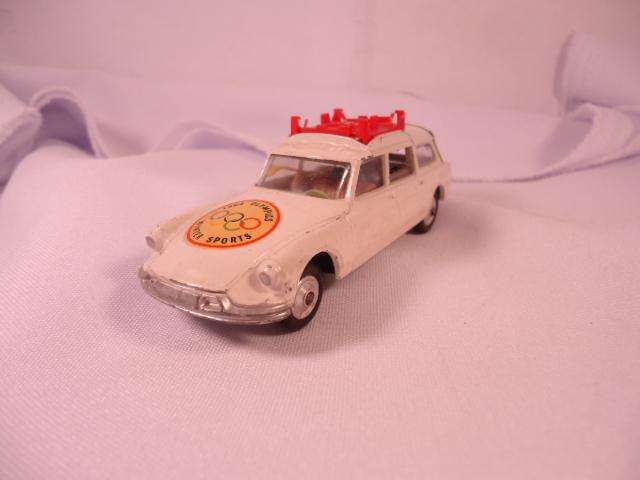 Corgi - Citroen Safari - Olympic Winter Sport - #475