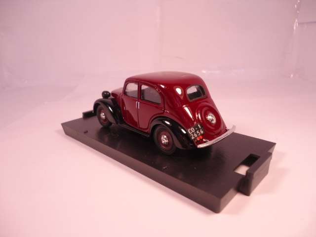 Brumm - 1949 Fiat 1100 - #R065-02