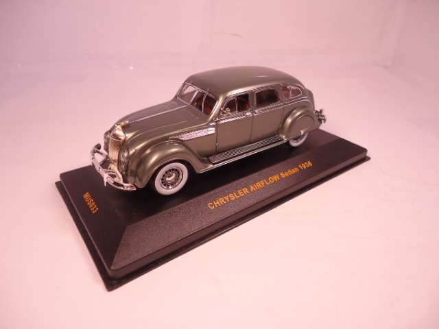 Ixo - 1936 Chrysler Airflow Sedan - #MUS033