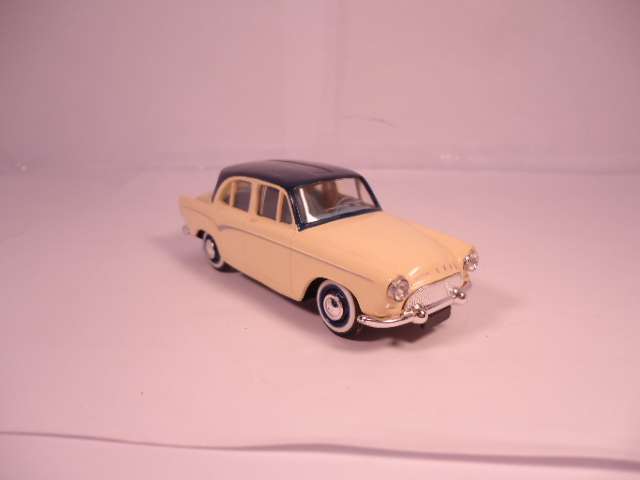 Norev - 1997 Simca Aronde - Resin Model