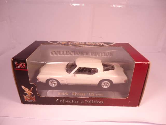 Road Signature - 1971 Buick Riviera GS - #94243