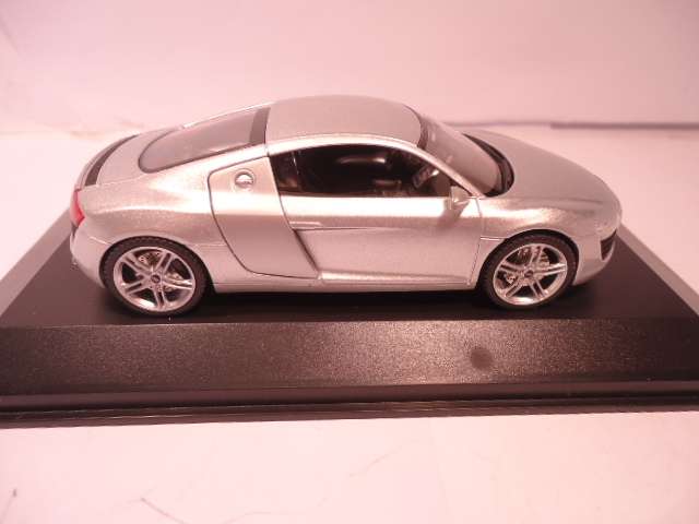 Schuco - Audi R8 - # 170-0823