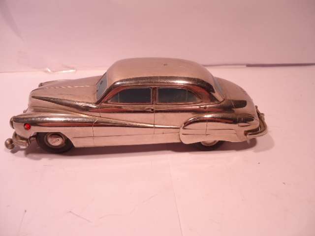 Prameta - Buick 405 - Wind up Toy