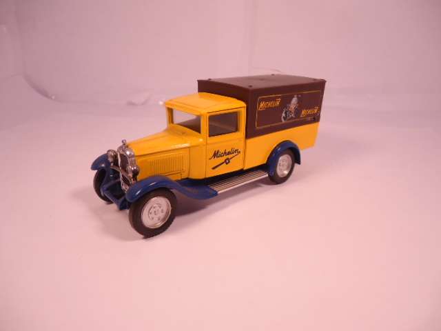 Solido - 1930 Citroen C4F - Michelin