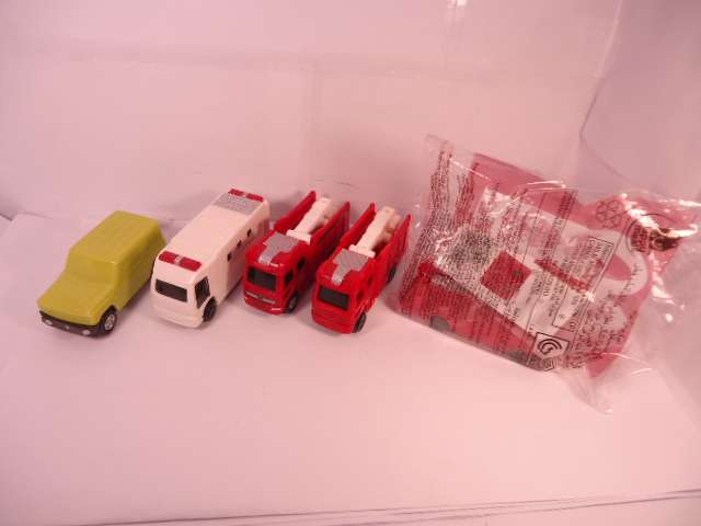 Tomica - Lot of 5 Models - Plastic - Made for McDonalds