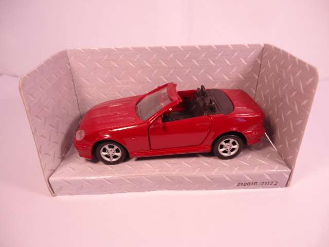 Maisto - Lot of 2 Models