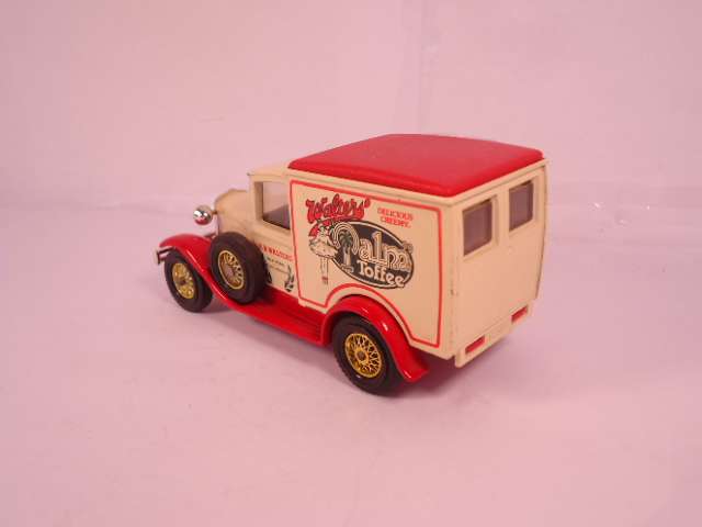 Matchbox - Models of Yesteryear - 1930 Model A Ford Van - # Y22