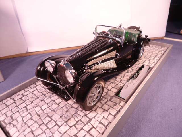 Minichamps - 1931 Bugatti Type 54 Roadster - Limited Edition - 183/1002  # 107 110160