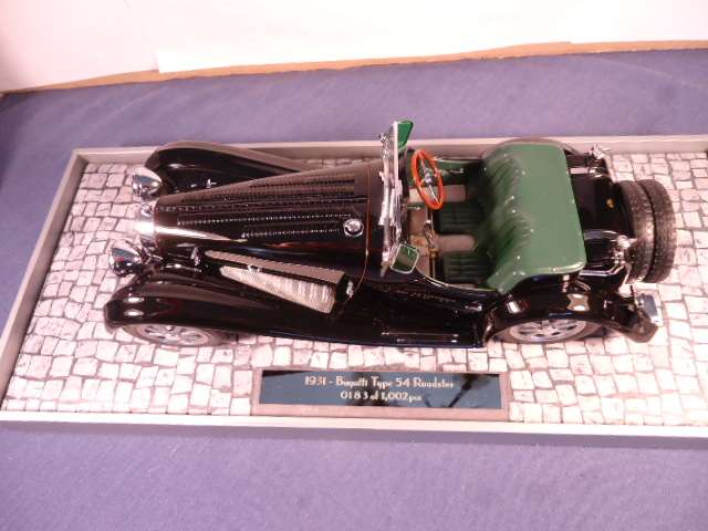 Minichamps - 1931 Bugatti Type 54 Roadster - Limited Edition - 183/1002  # 107 110160