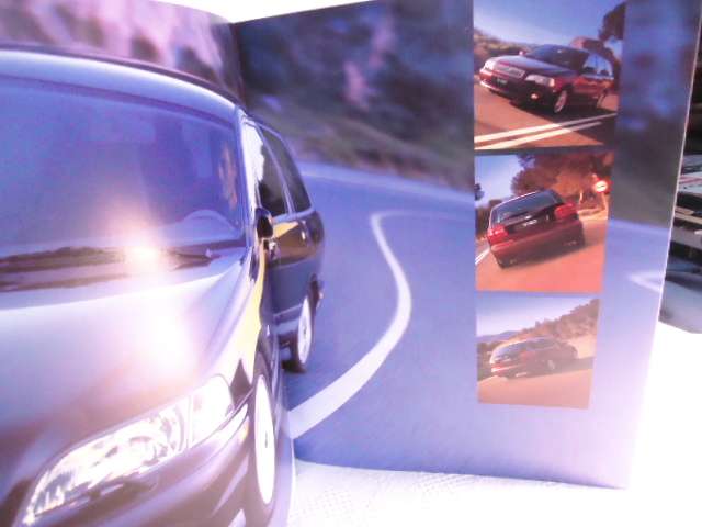 Volvo - Volvo V40 Brochure