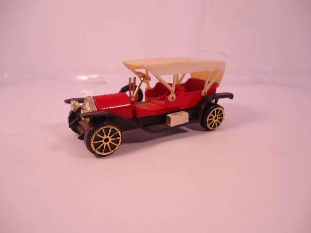 Mixed - Lot of 4 Models