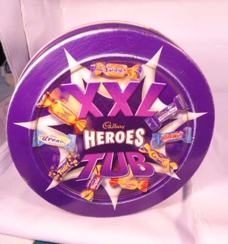 Cadbury's - Heroes Tin - 918g - #7925