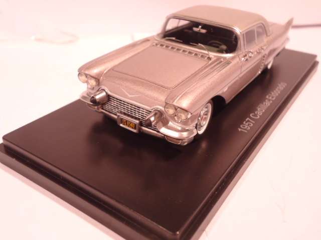 NEO - 1957 Cadillac Eldorado