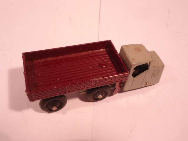 Dinky Toys - Mechanical Horse and Open Trailer - # 33w - Era 1947