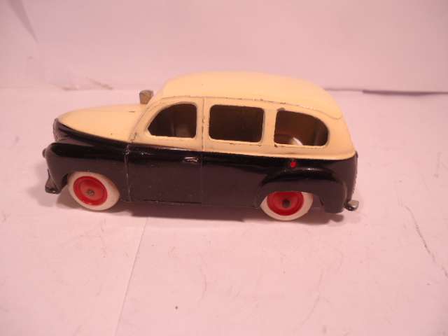 CIJ - Renault Prairie - Taxi - # 3/45