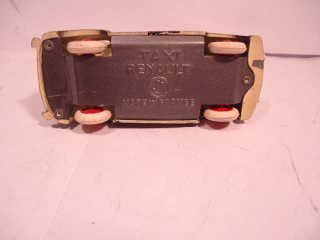 CIJ - Renault Prairie - Taxi - # 3/45