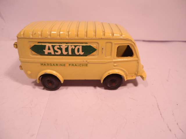 CIJ - Renault  1000KG Van - Astra - # 3/60A
