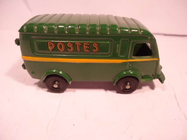 CIJ - Renault  1000KG Van - Postes - # 3/60P