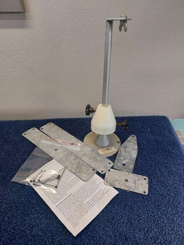 Ball & Socket Mould Stand - for making Stained Glass Lamp shades.