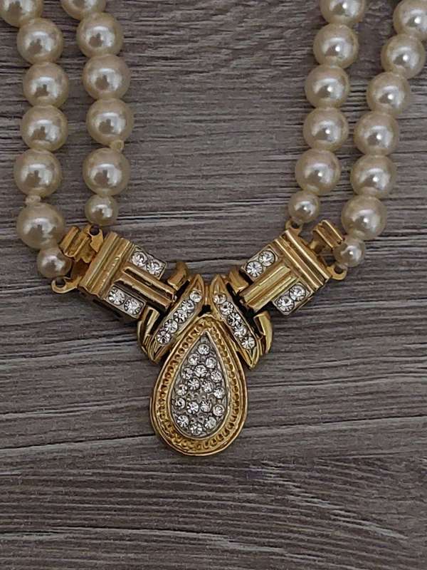 Vintage Pearl Necklace