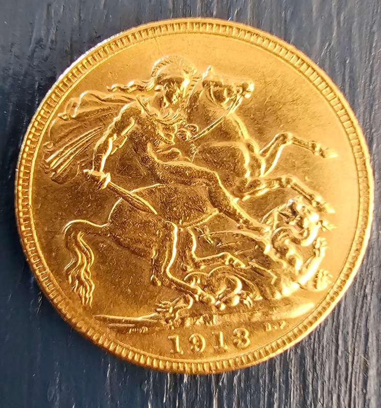 1913 GEORGE "V" GOLD SOVEREIGN