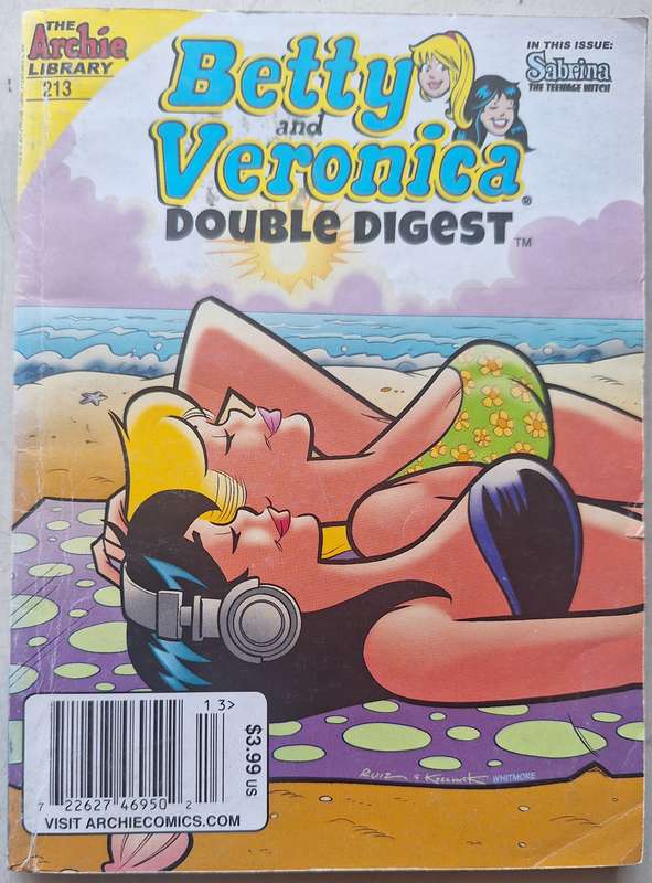 Betty and Veronica double digest #213 (2013)
