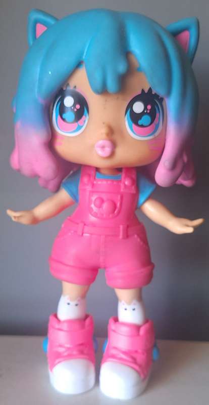 Bubble trouble Bubblegum doll (24cm tall)