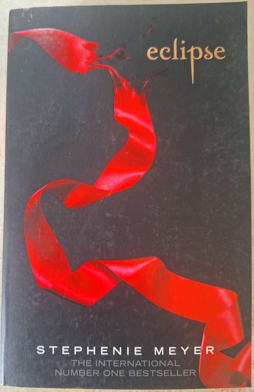 Eclipse by Stephenie Meyer