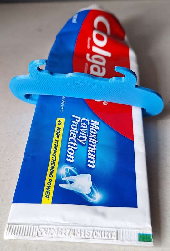 Buffalo Toothpaste squeezer (Blue)