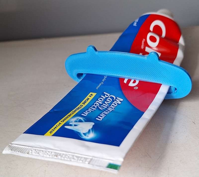 Piggy Toothpaste squeezer (Blue)