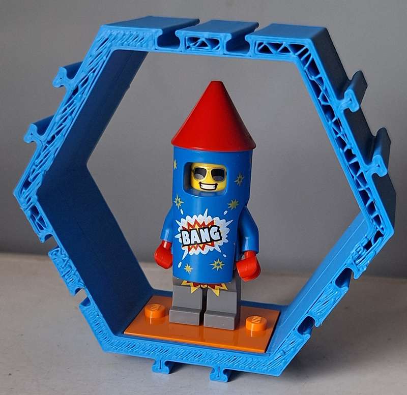1 piece Hexagon Lego figure display