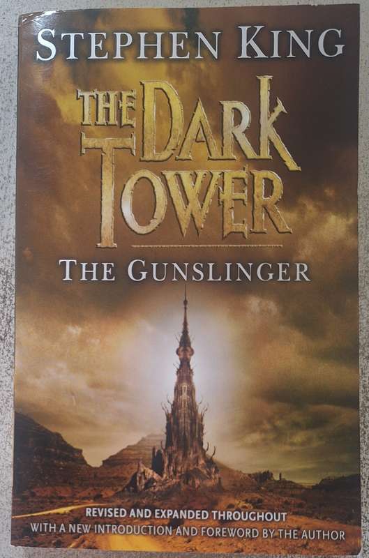 The Dark Tower: The Gunslinger by Stephen King