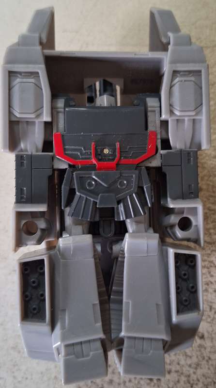 Transformers: Bumblebee Cyberverse adventures Megatron Figure