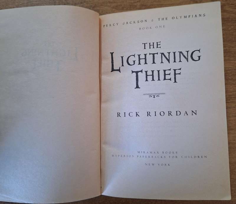 Percy Jackson & The Olympians Book 1: The Lightning Thief by Rick Riordan
