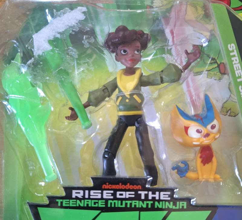 Rise of the Teenage Mutant Ninja Turtles April O' Neil Action Figure