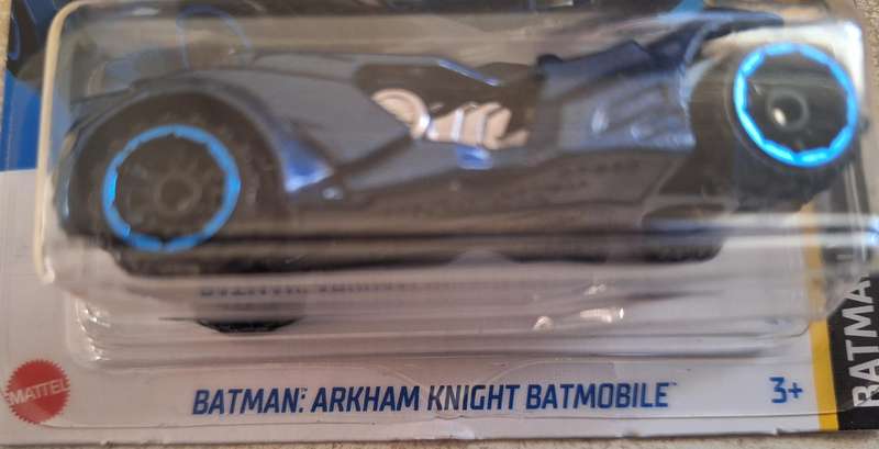 Hot Wheels Batman: Arkham Knight Batmobile