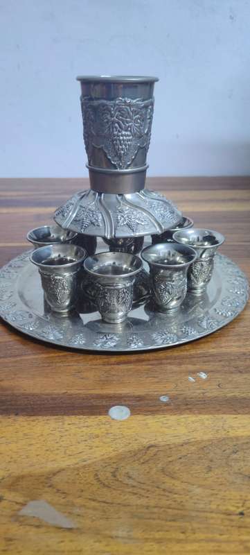Vintage Kiddush wine fountain - silver plate