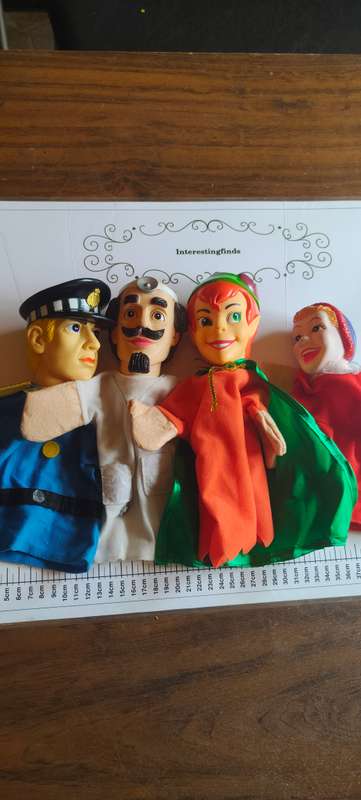 4 vintage hand puppets