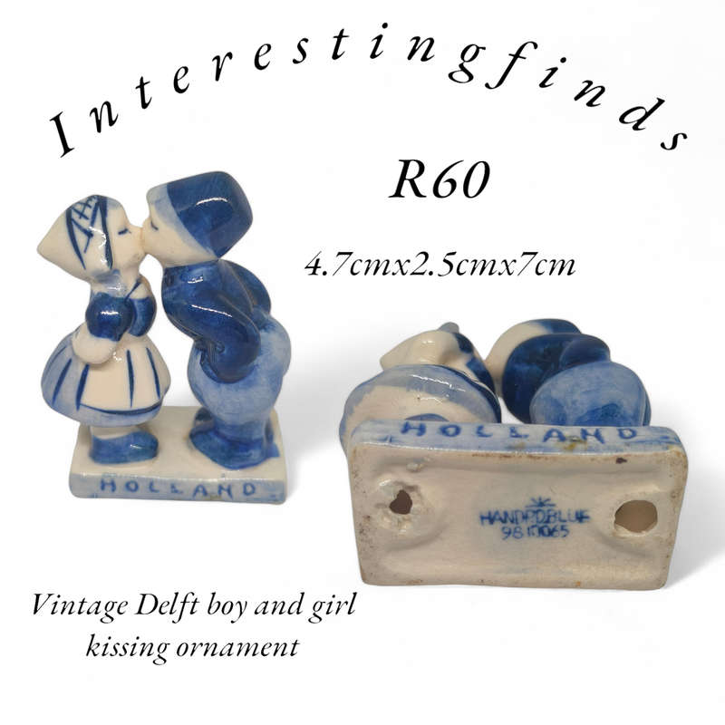 Vintage Delft kissing couple ornament