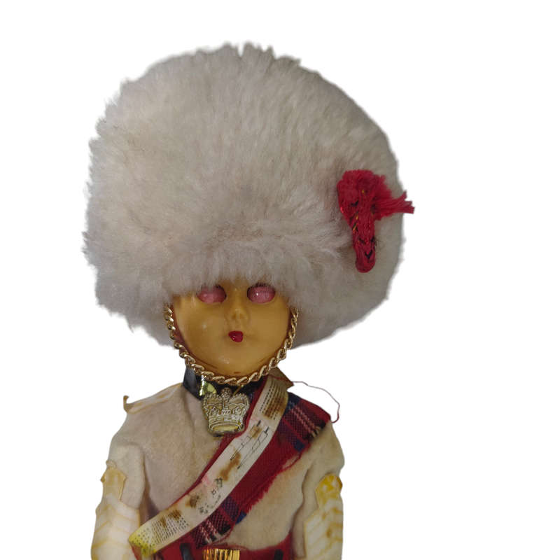 Vintage Scottish guard souvenir doll with sleep eyes