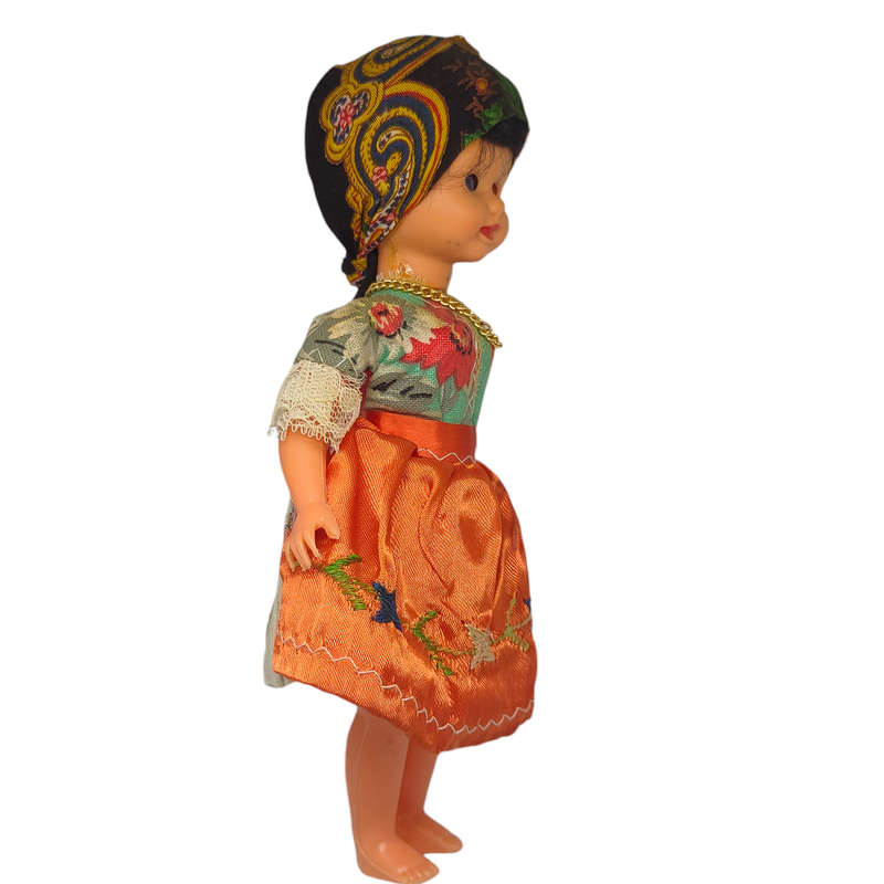 Vintage Portuguese souvenir doll with sleep eyes