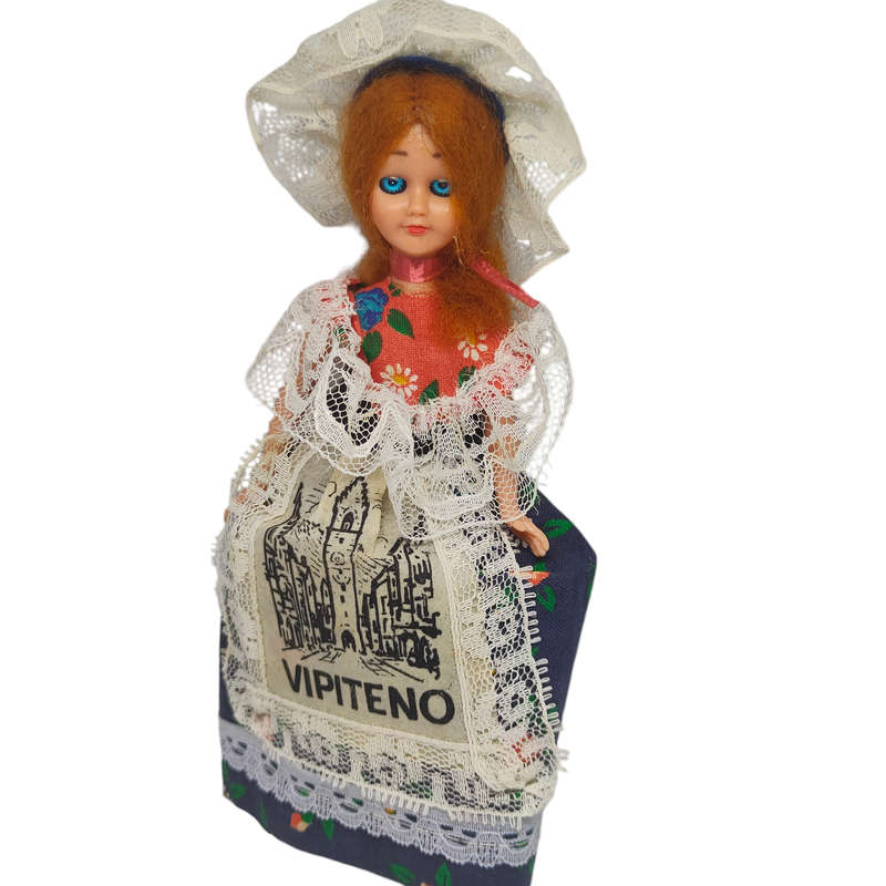 Vintage Italian Vipiteno souvenir doll