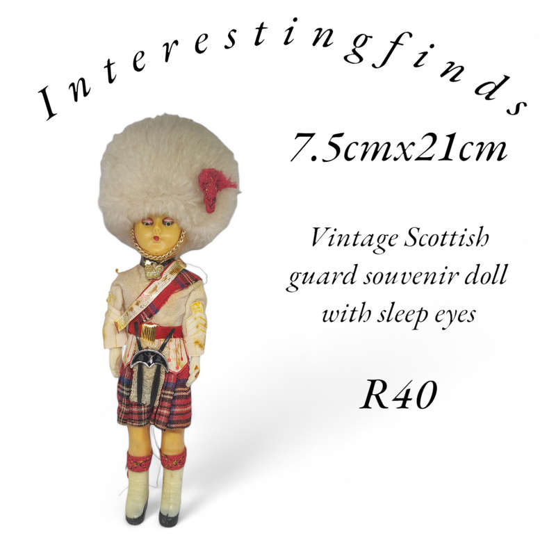 Vintage Scottish guard souvenir doll with sleep eyes