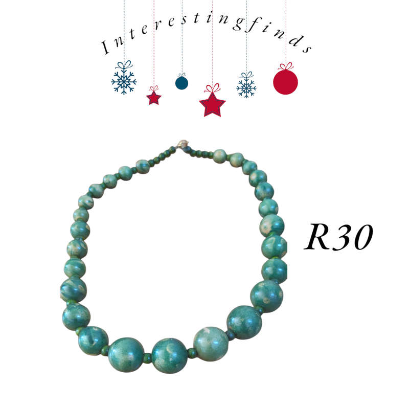 Green beads necklace