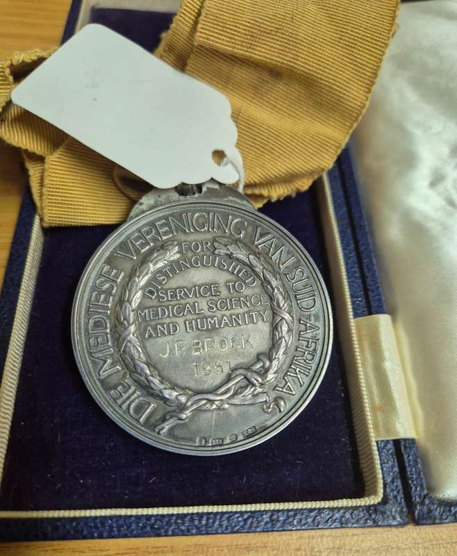 The Medical Association of South Africa Distinguished Service Medal. Hall marked silver. SA Mint.