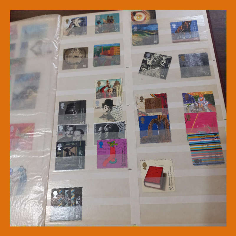 Great Britain in Lighthouse Album  Queen Elizabeth Used Stamps