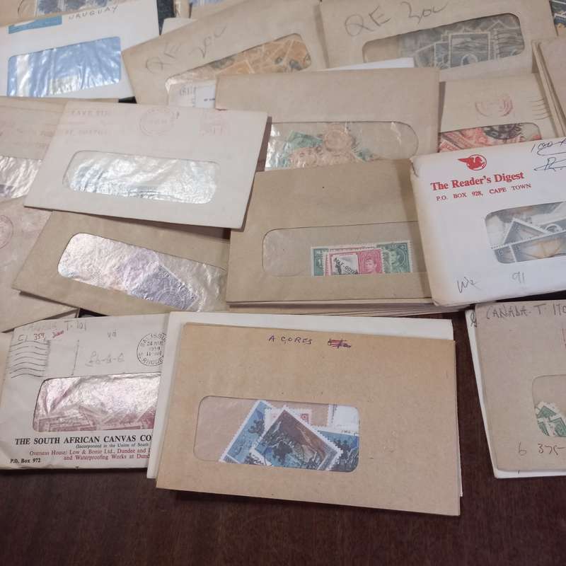 World Mixture off Paper sorted in Envelopes - R1 Start