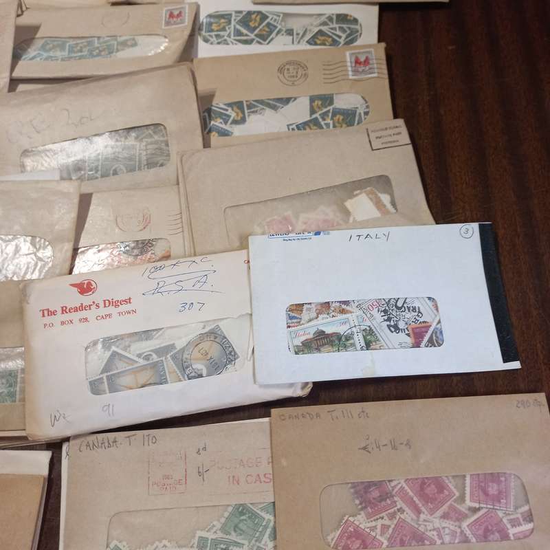World Mixture off Paper sorted in Envelopes - R1 Start